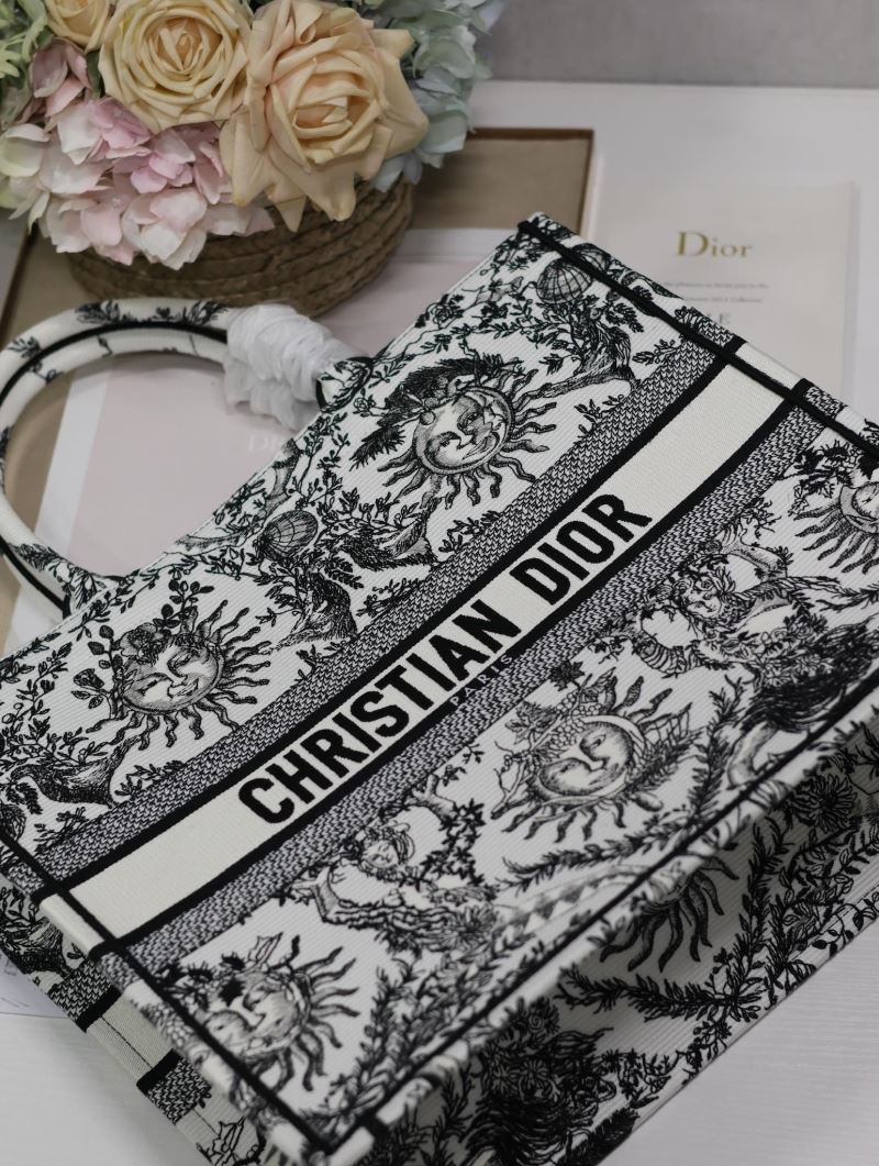 Christian Dior Shopping Bags